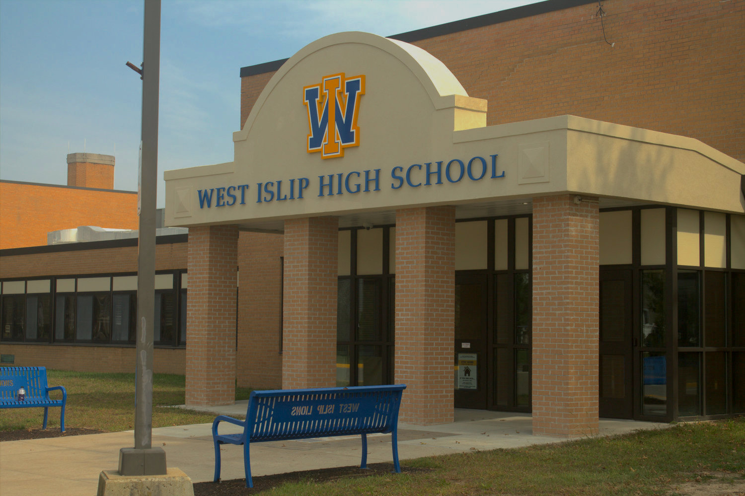 The West Islip Union Free School District approved a $127.5 million budget for 2021-2022 fiscal year at the April 20 school board meeting. The district will host a budget hearing on May 6 at Beach Street Middle School.